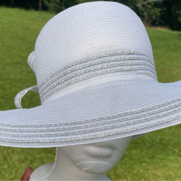 Hat - Picture 1 of 6